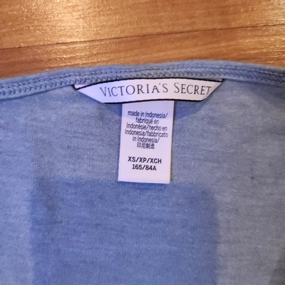 Victoria's Secrets Top Womens XSmall Gray Scoop Neck Long Sleeve ANGEL Sleepwear - Picture 2 of 4